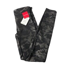 SPANX Faux Leather Camo Leggings Size Small Matte Black Camo 20185R